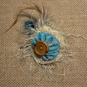 NWT Handcrafted Mixed Media Yo-yo Hairpin